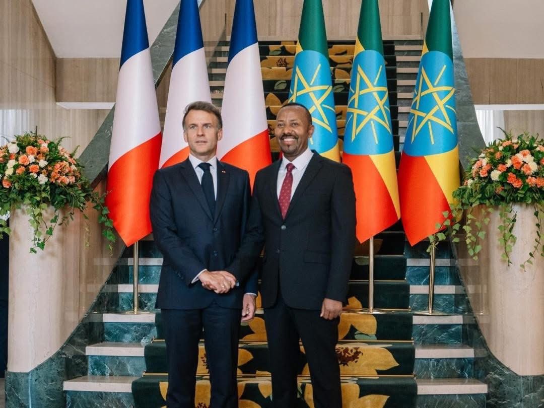 ከፕሬዝዳንት ኢማኑኤል ማክሮን ጋር በጋራ ጉዳዮች ላይ ያተኮረ የሁለትዮሽ ውይይት አካሂደናል።