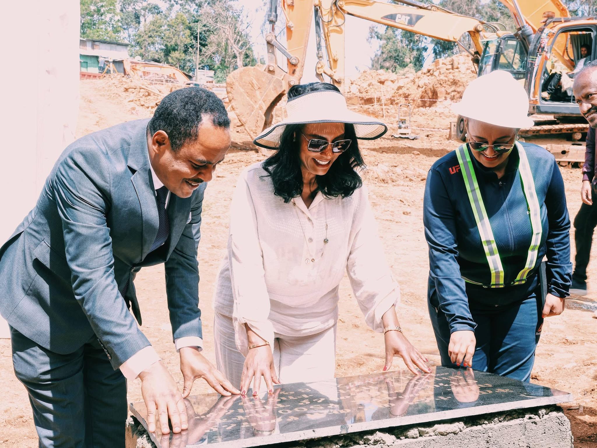 ቅጠል ተራን ወደ ውብ መኖሪያ ሥፍራ! thumbnail