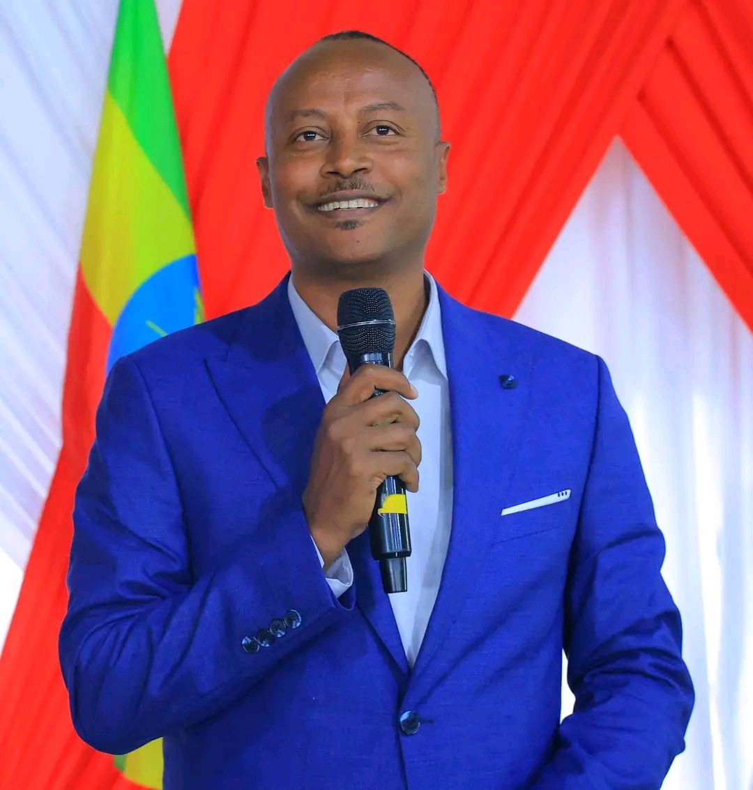 የአዲስ ከተማ ክ/ከተማ አስተዳደር የትንሳኤ በዓልን በአሙዲ የምገባ ማዕከል ከሚገኙ አረጋውያንና አቅመ ደካማ ዜጎች ጋር አከበረ፡፡